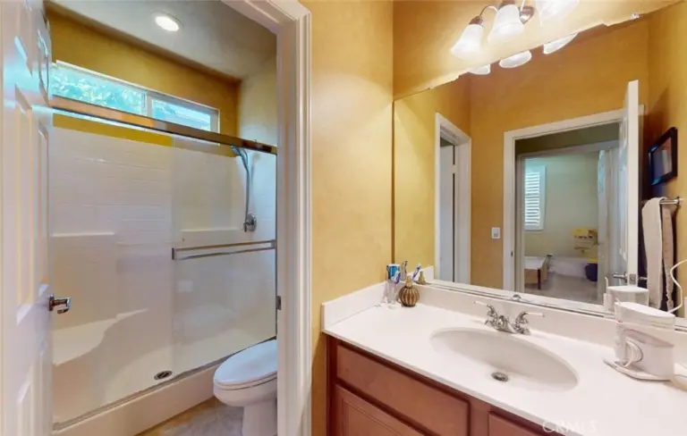 14518 Ithica, Eastvale