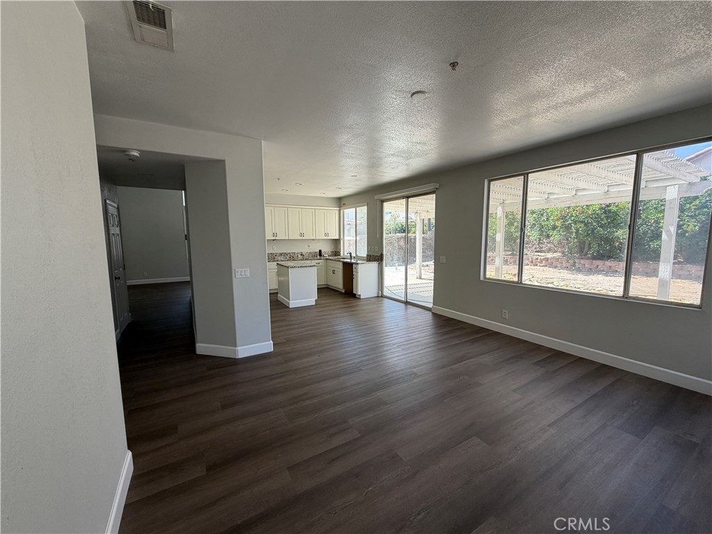 14870 Rodeo, Fontana