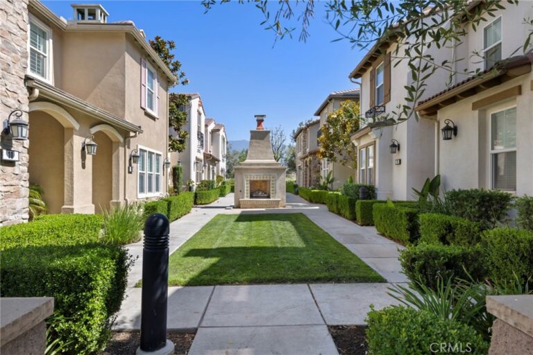 14975 S Highland Avenue #13, Fontana