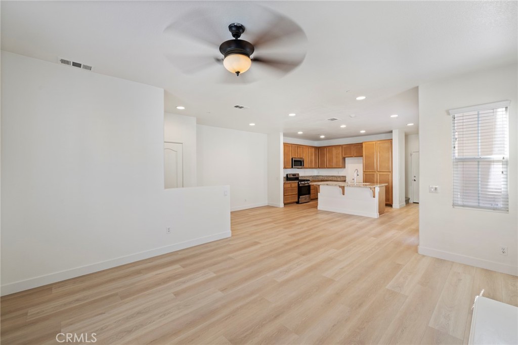 14975 S Highland Avenue #13, Fontana