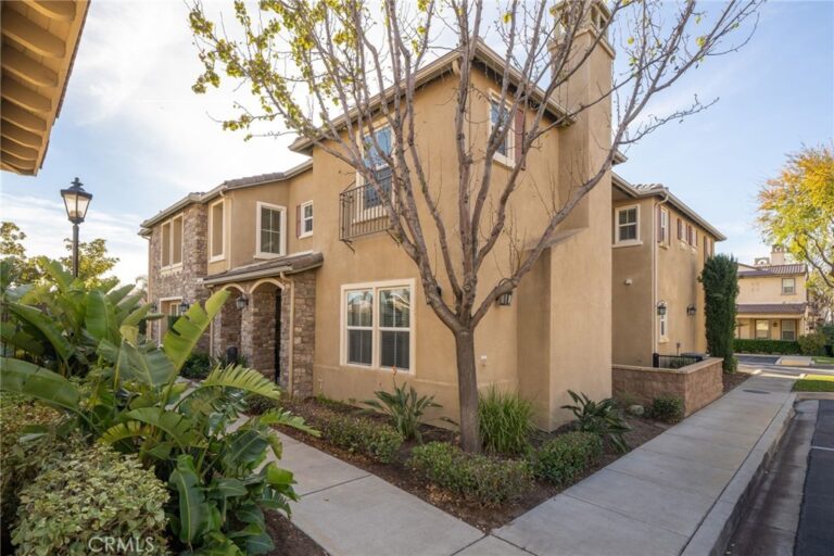 14975 S Highland Avenue #94, Fontana