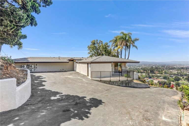 1516 N Shirlmar Avenue, San Dimas