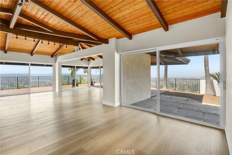 1516 N Shirlmar Avenue, San Dimas