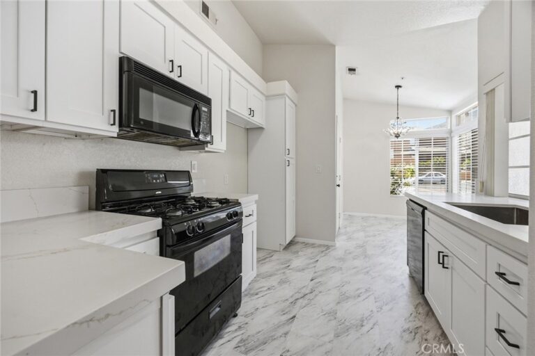 15516 Carrera, Fontana
