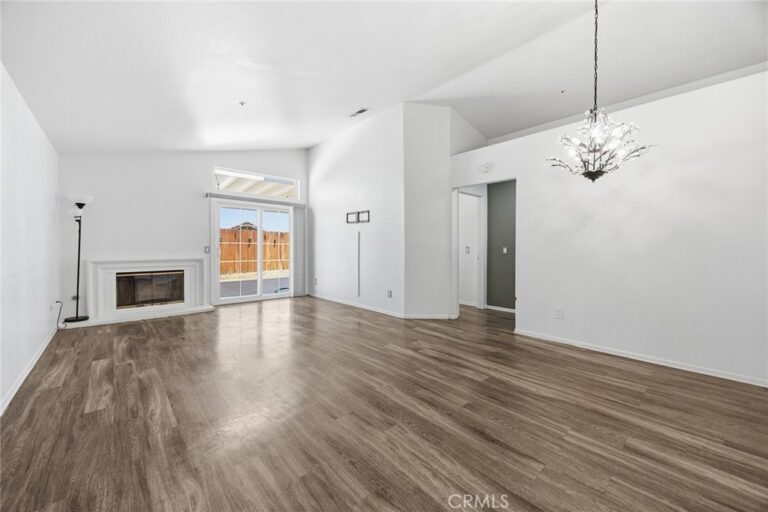 15516 Carrera, Fontana