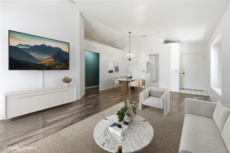 15516 Carrera, Fontana