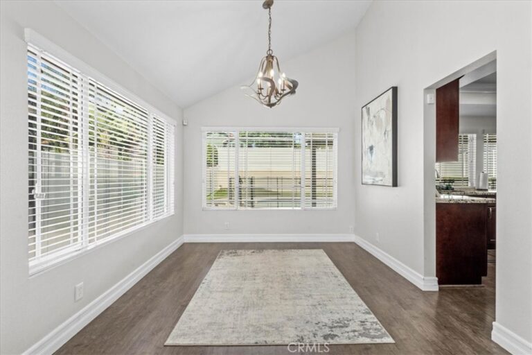 1579 Wedgewood Way, Upland