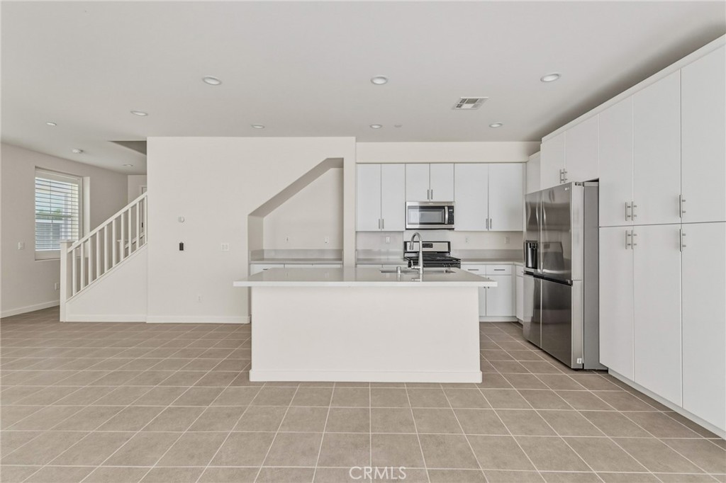 15982 Parkhouse #2, Fontana