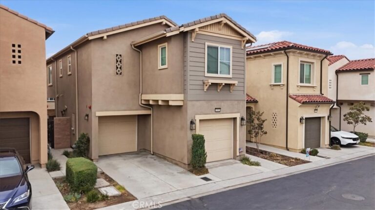 16061 Narni Lane, Fontana