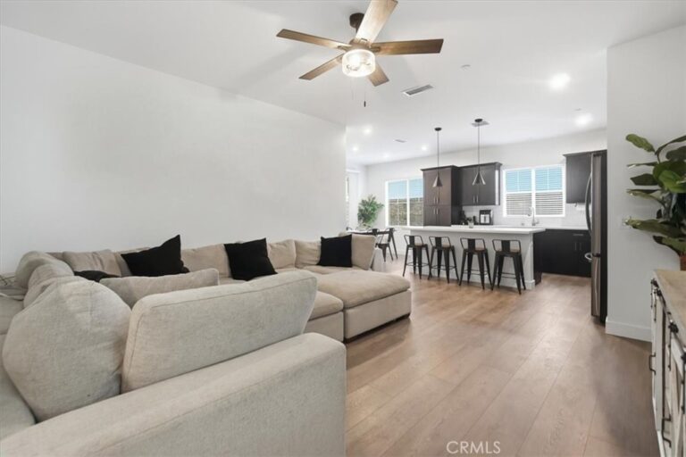 16061 Narni Lane, Fontana