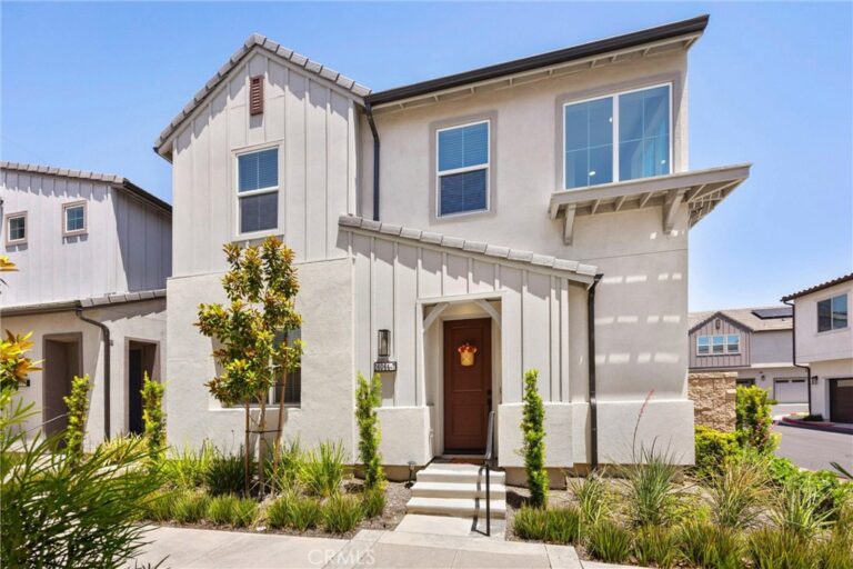 16064 Jamie Ln #7, Fontana