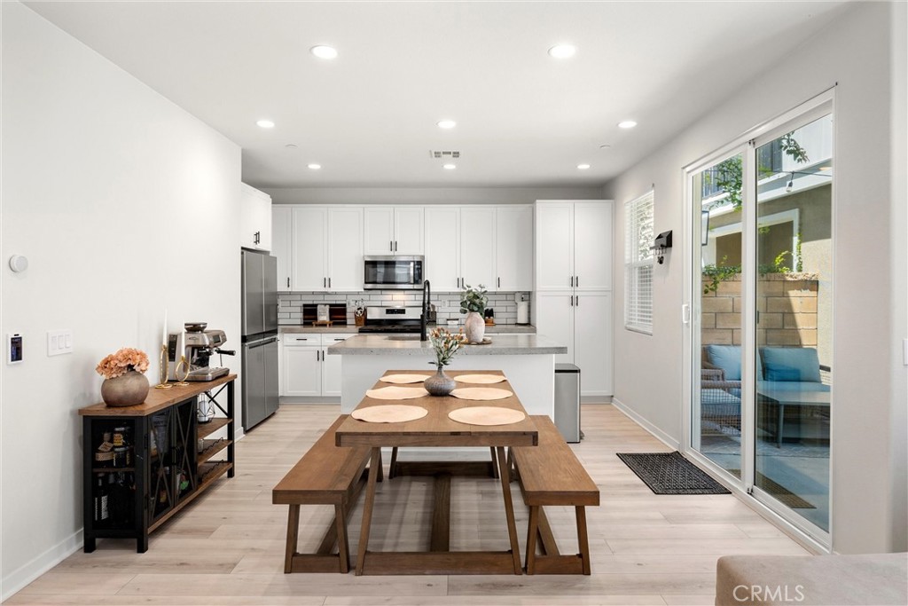 16064 Jamie Ln #7, Fontana