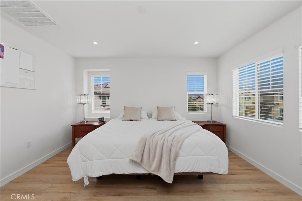 16080 Olivas Lane, Fontana