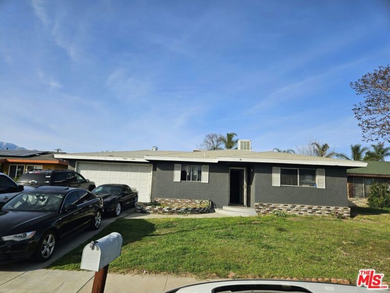 16250 Upland Avenue, Fontana