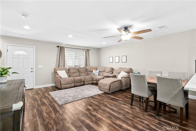 16408 Valencia #315, Fontana