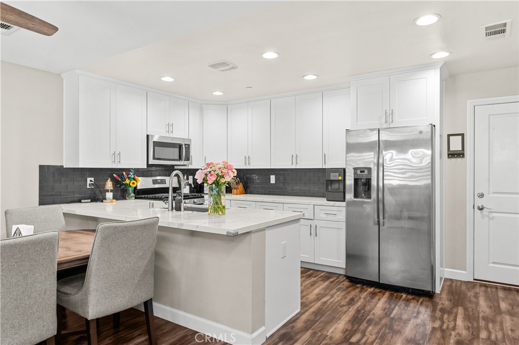 16408 Valencia #315, Fontana