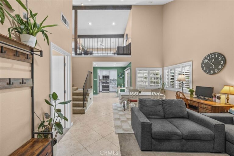 1649 Carmel, Upland