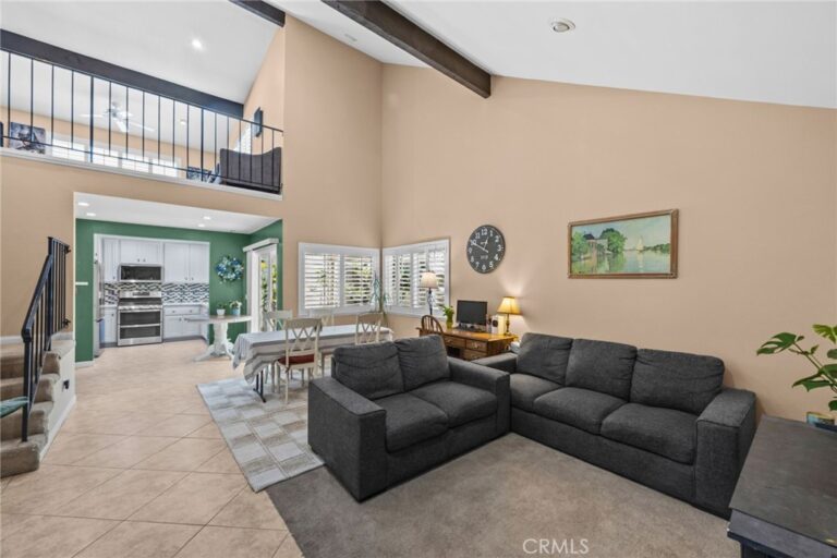 1649 Carmel, Upland
