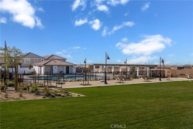 16547 Stone Pine Lane, Fontana