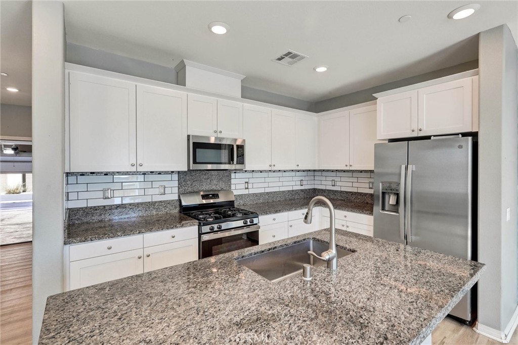 16571 Wyndham #11, Fontana