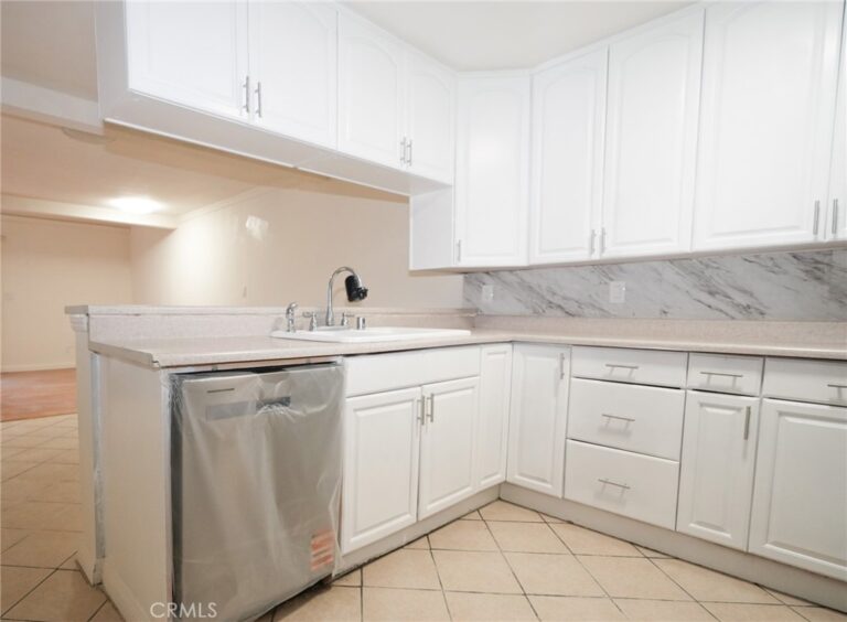 16600 Seville #C, Fontana