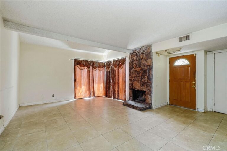 16600 Terrace #F, Fontana