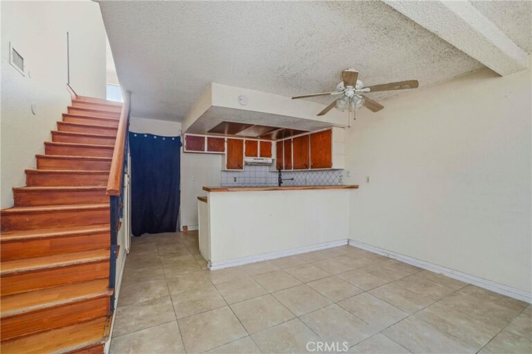 16600 Terrace #F, Fontana