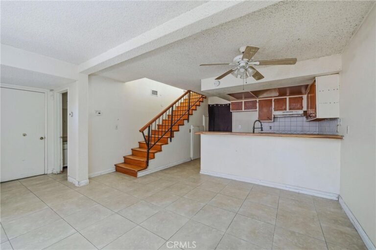 16600 Terrace #F, Fontana