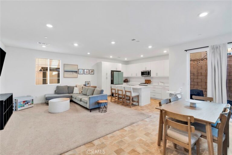 16604 Quince Lane, Fontana