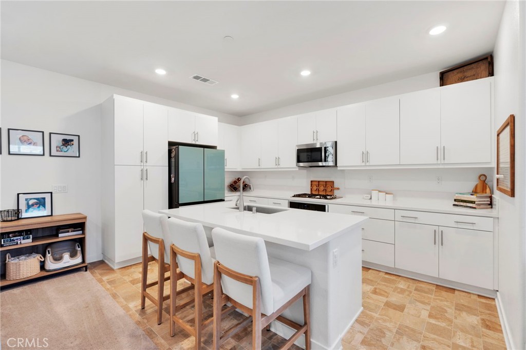 16604 Quince Lane, Fontana