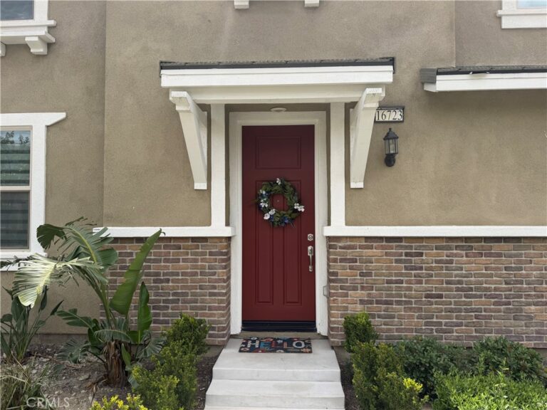 16723 Wyndham, Fontana