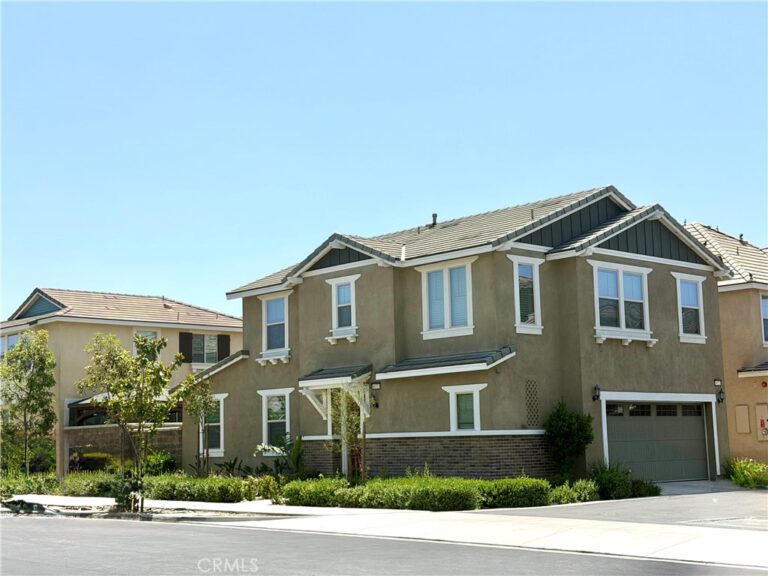16723 Wyndham, Fontana