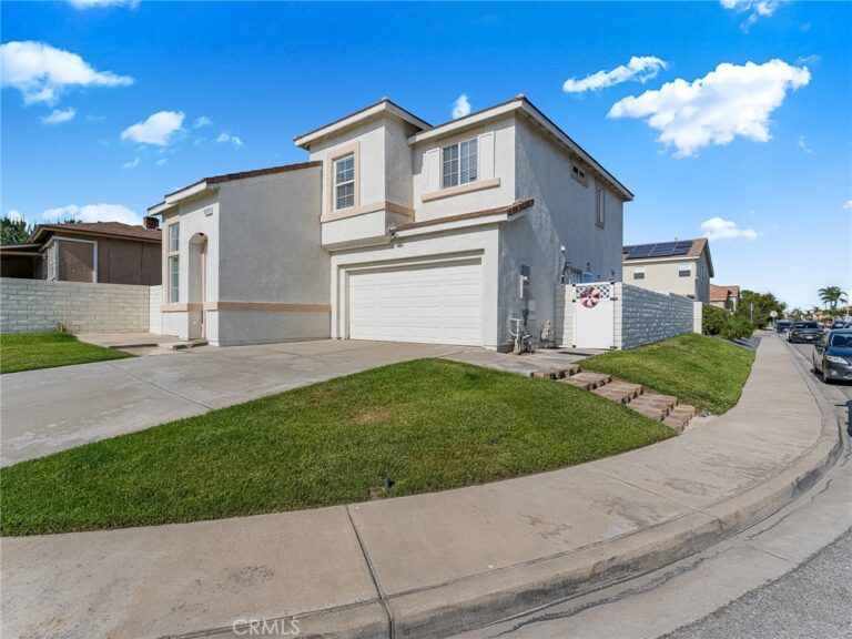16938 Fern, Fontana