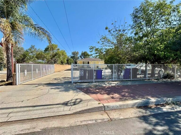 17032 Malaga Street, Fontana