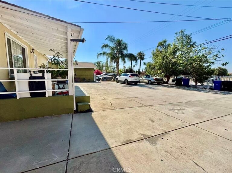 17032 Malaga Street, Fontana