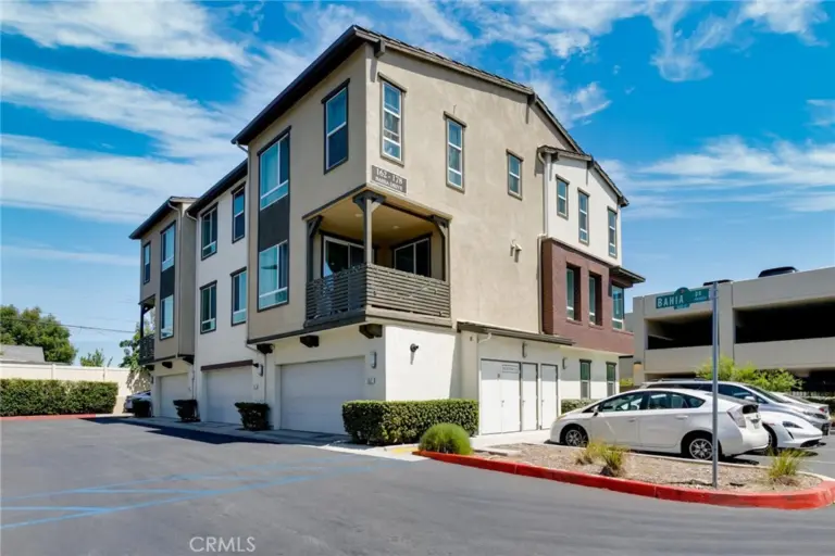 172 Bahia, Covina