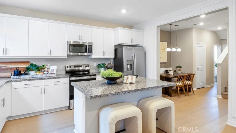 1723 Phantom Lane, Rialto