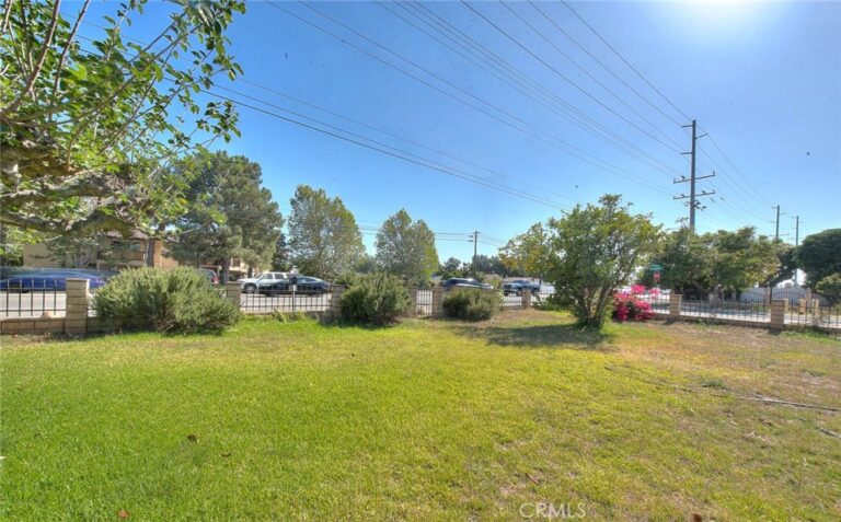 17788 San Bernardino, Fontana