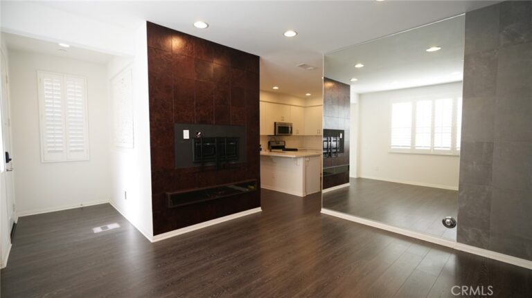 181 E Commercial, San Dimas