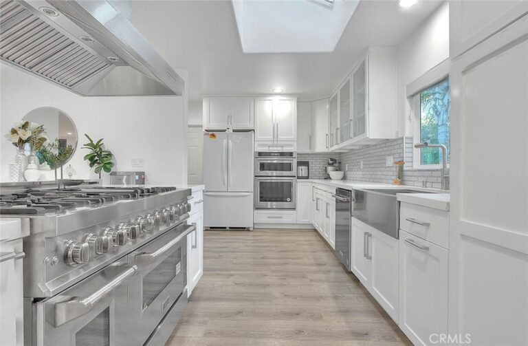 1862 Bonnie Brae, Pomona