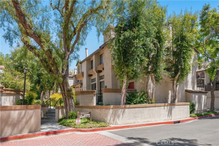 19 Wildflower Place, Pomona