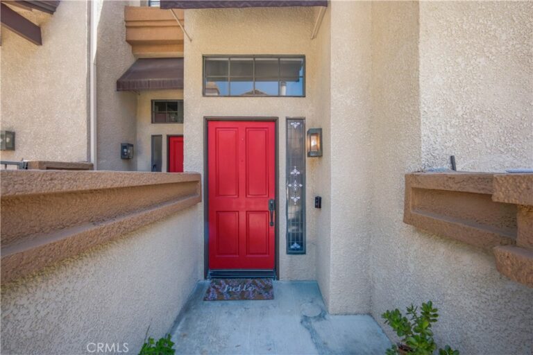 19 Wildflower Place, Pomona