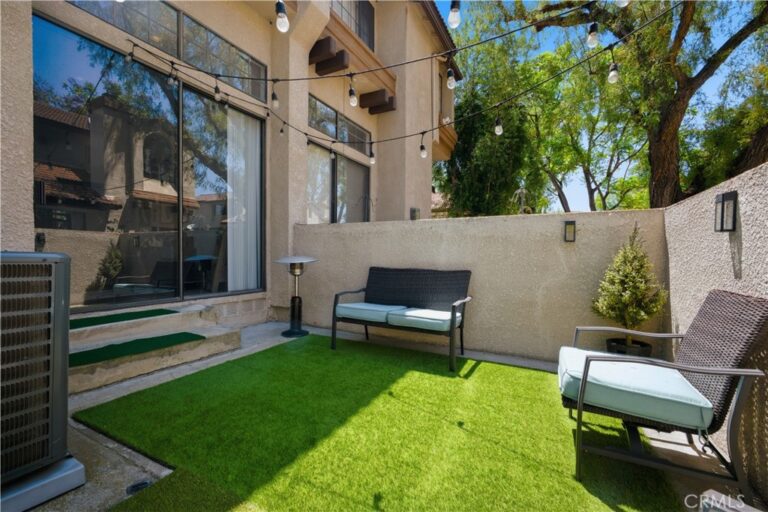 19 Wildflower Place, Pomona