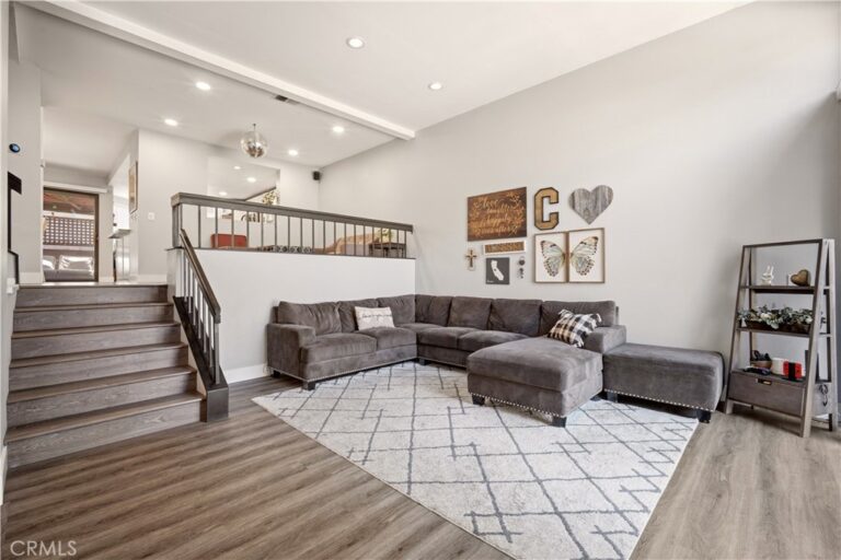 19 Wildflower Place, Pomona