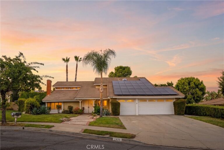 1938 Trinidad, Claremont