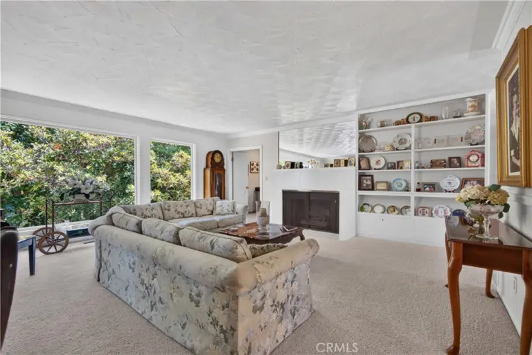 19749 Cameron, Covina
