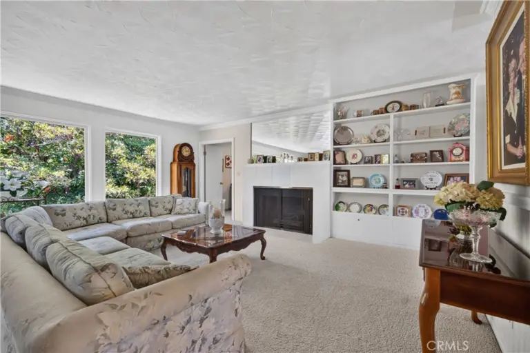 19749 Cameron, Covina