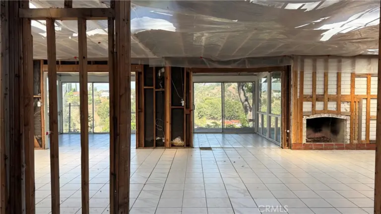 2000 Chestnut Creek, Diamond Bar