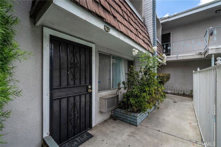 2025 Las Vegas Avenue #3, Pomona