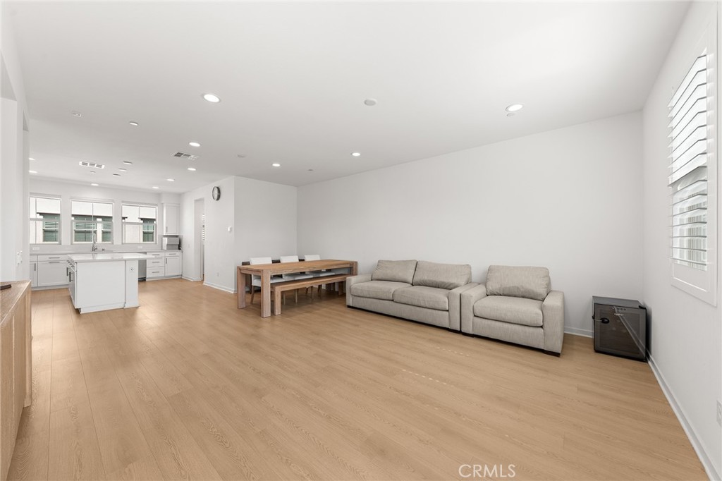 207 Colby Circle, Claremont